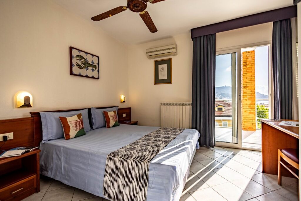 hotel sul mare andora liguria