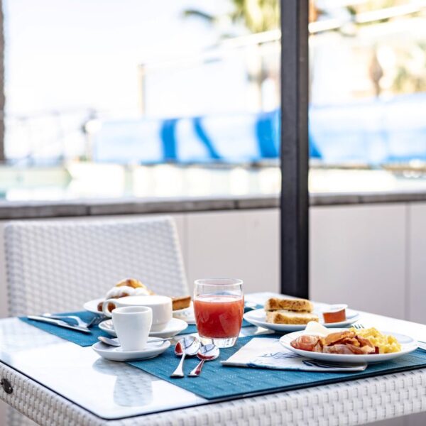 hotel sul mare andora liguria