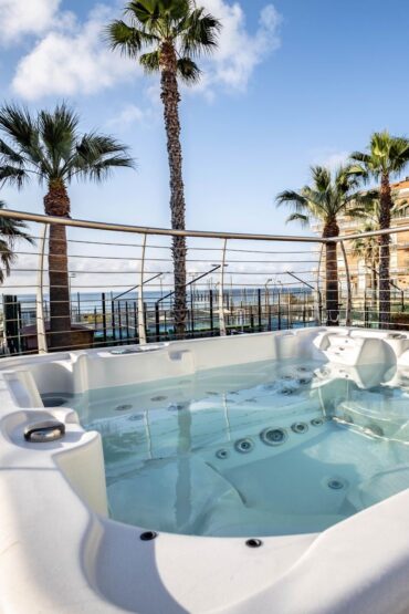 hotel sul mare andora liguria