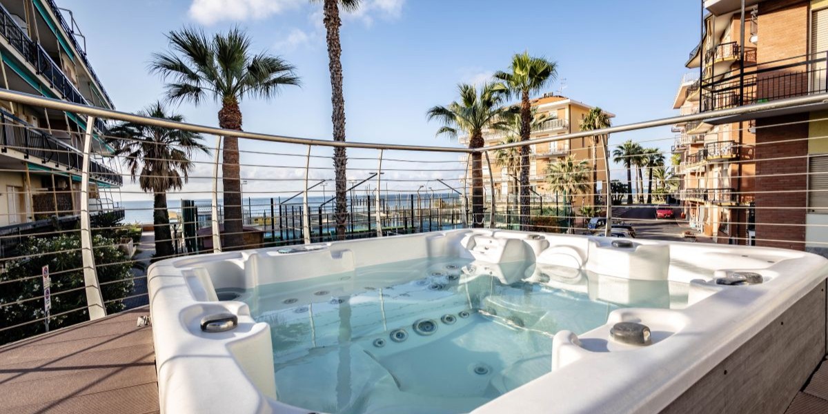 hotel sul mare andora liguria