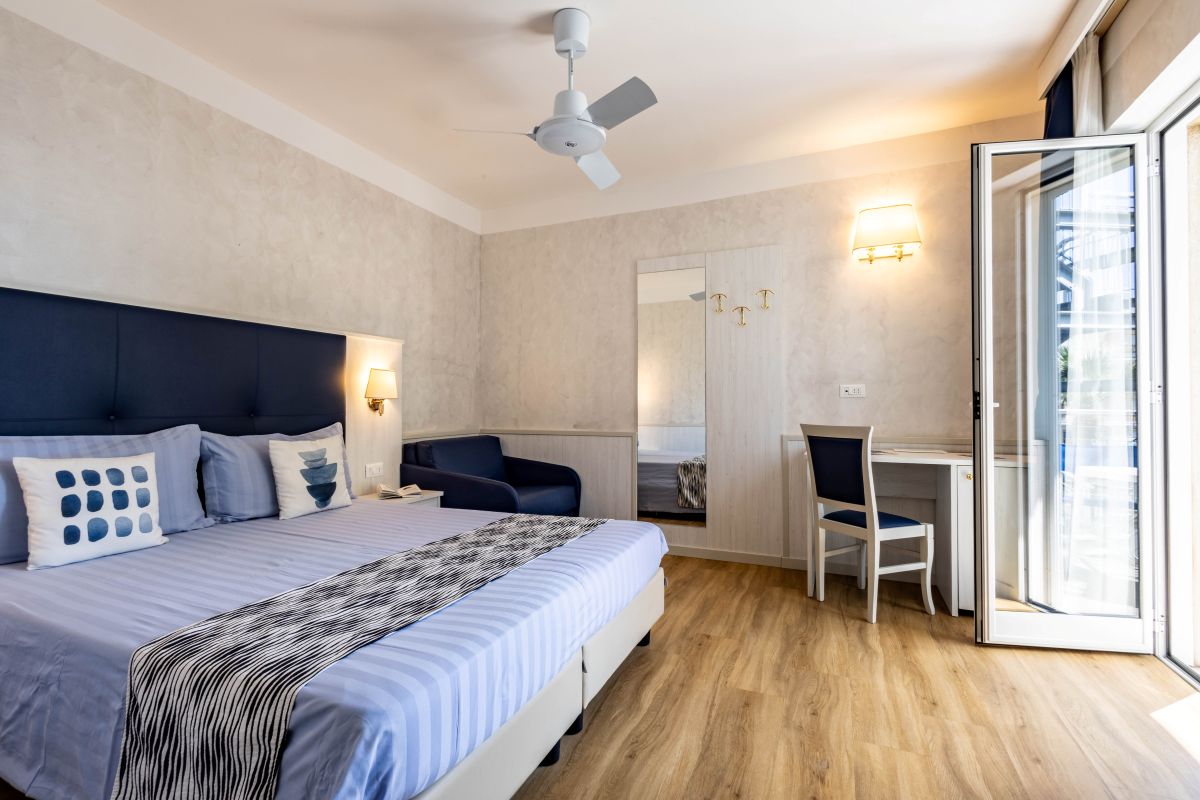 hotel sul mare andora liguria