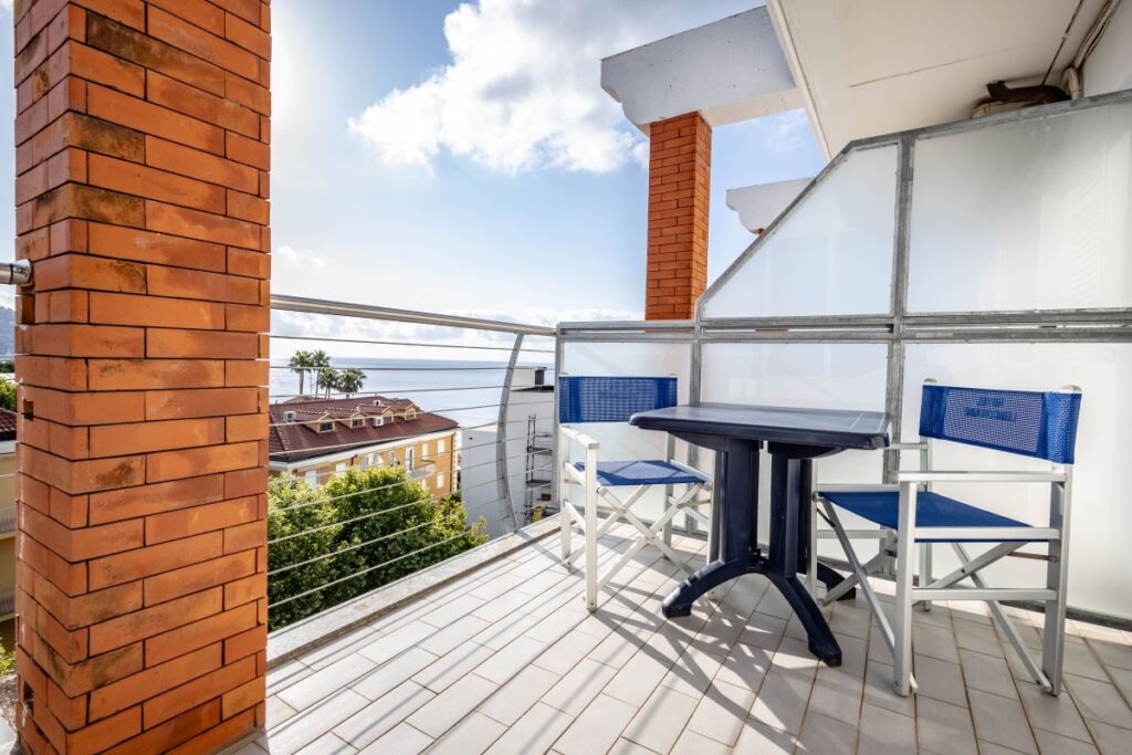 hotel sul mare andora liguria