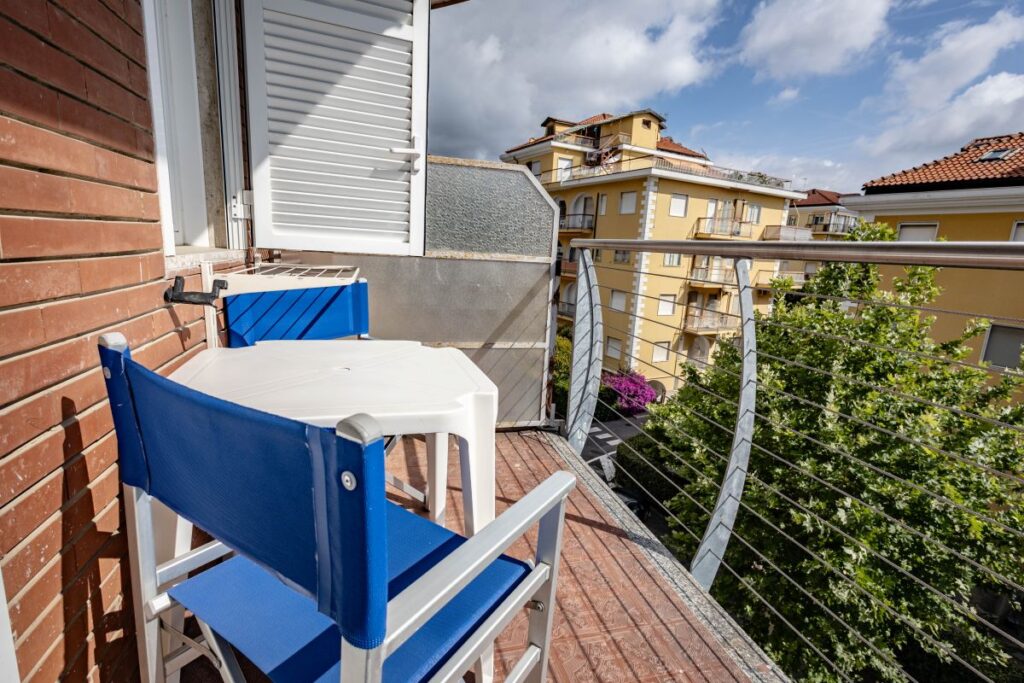 hotel sul mare andora liguria