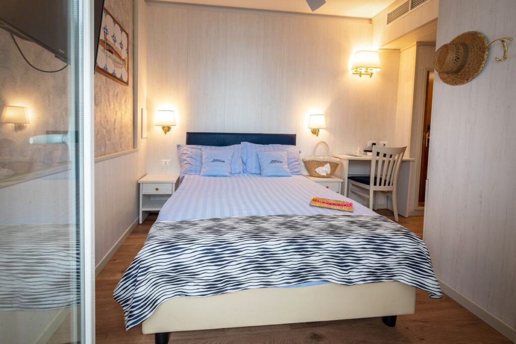 hotel sul mare andora liguria
