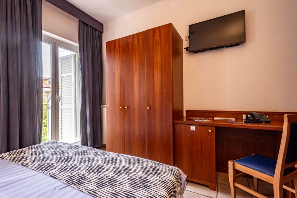 hotel sul mare andora liguria